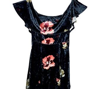 Hot Gal Velvet Paisley Dress size large mini dress or could go over leggins